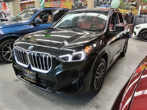 Used 2025 BMW X1 xDrive28i AWD/4WD image 9