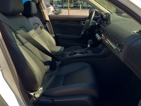 Used 2024 Honda Civic EX-L image 12