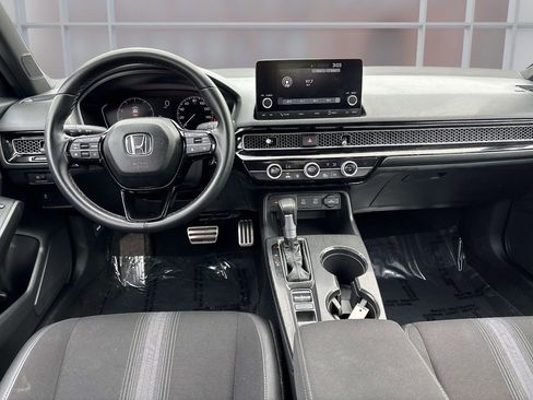 Used 2025 Honda Civic Sport image 13