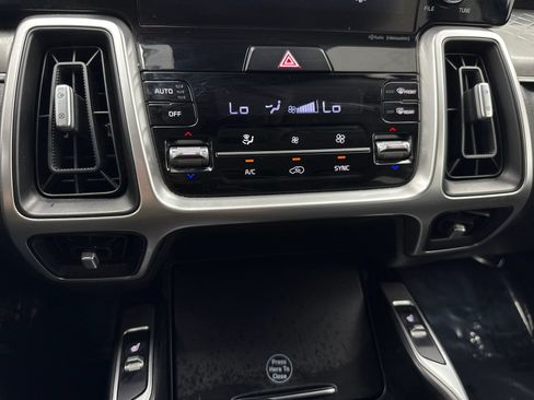 Used 2021 Kia Sorento S FWD image 28