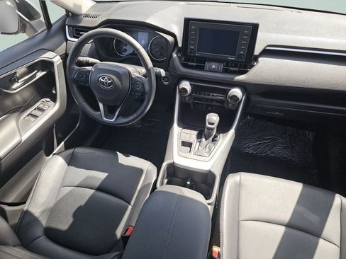 Used 2022 Toyota RAV4 XLE Premium AWD/4WD image 28