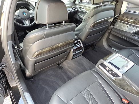 Used 2019 BMW M760i xDrive w/ Luxury Rear Seating Package image 16