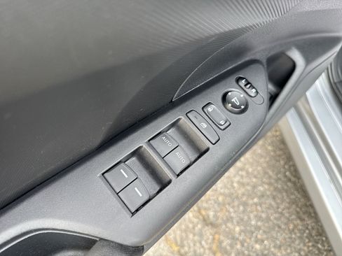 Used 2020 Honda Civic LX image 15