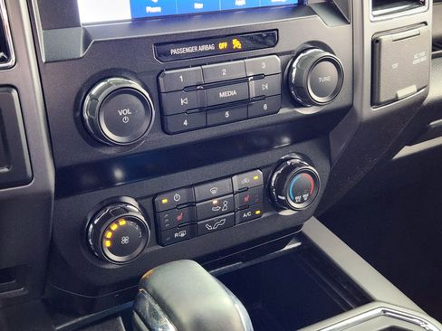 Used 2020 Ford F150 XLT w/ Equipment Group 302A Luxury image 24