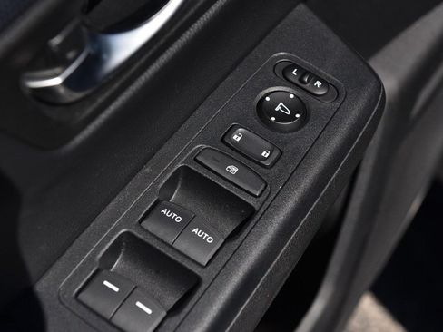 Certified 2024 Honda CR-V EX image 8