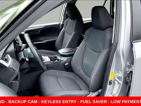 Used 2020 Toyota RAV4 LE w/ All Weather Liner Package AWD/4WD image 20
