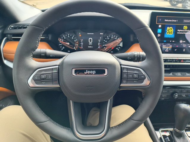 Used 2025 Jeep Compass Limited AWD/4WD image 18