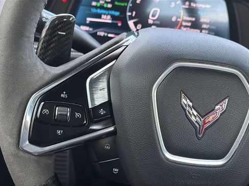 Used 2024 Chevrolet Corvette Stingray Preferred Conv w/ Stealth Interior Trim Package RWD image 23