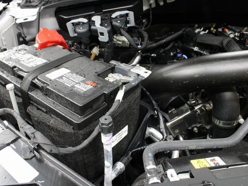 Used 2024 Ford F150 Lariat image 32