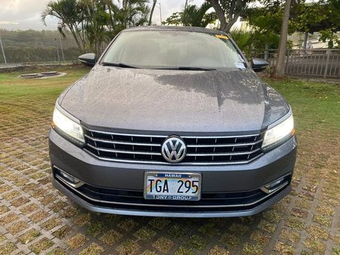 Used 2017 Volkswagen Passat 1.8T SE image 2