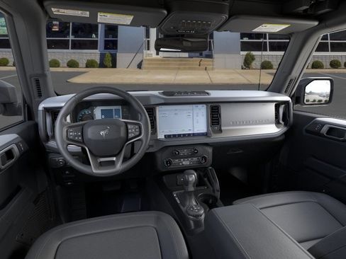 New 2025 Ford Bronco Big Bend w/ Black Diamond Package AWD/4WD image 9