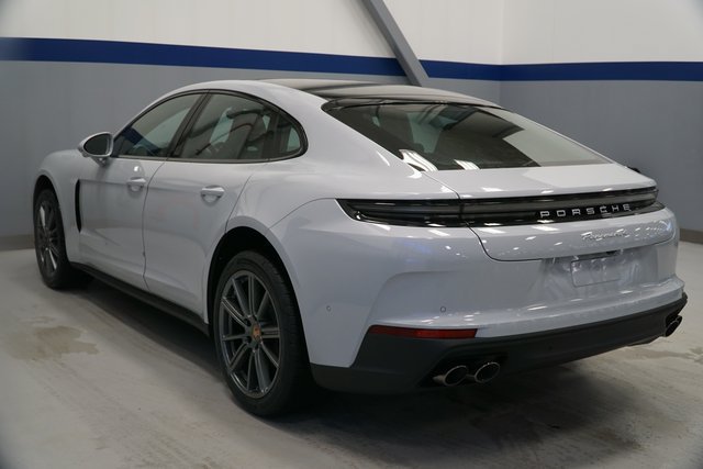 New 2026 Porsche Panamera 4 AWD/4WD image 3