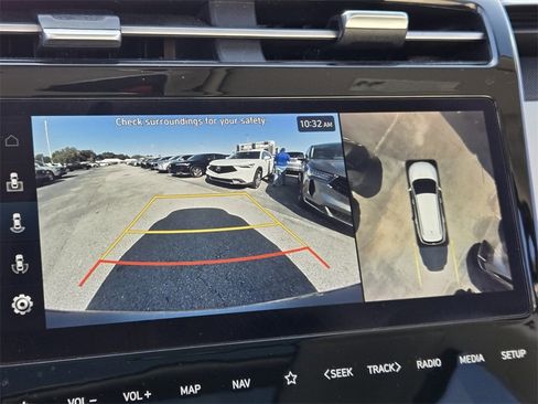 Certified 2022 Hyundai Tucson Limited image 21