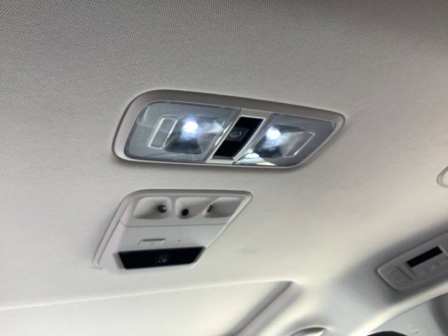 Used 2022 Kia Carnival SX Prestige FWD image 16