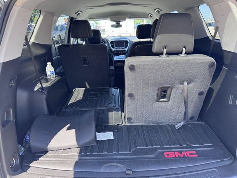 Used 2022 GMC Acadia SLE w/ Driver Convenience Package AWD/4WD image 7