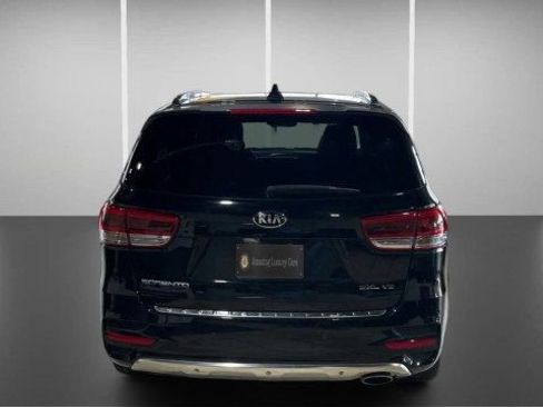 Used 2017 Kia Sorento SX FWD image 10