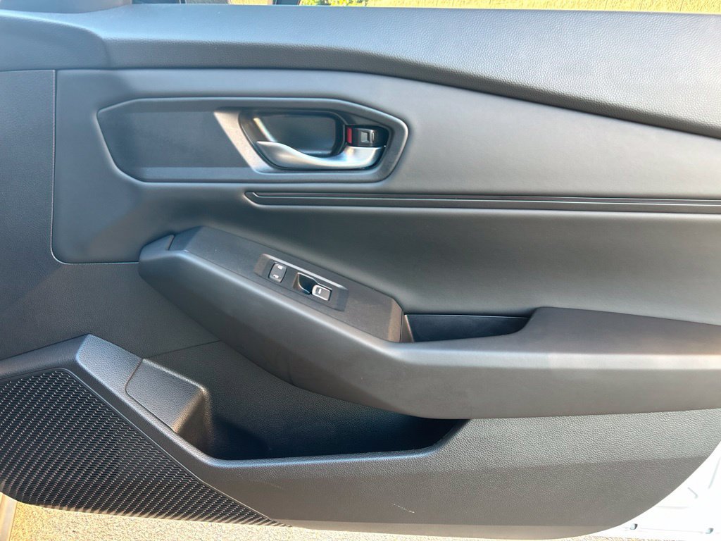 Used 2024 Honda Accord EX image 27