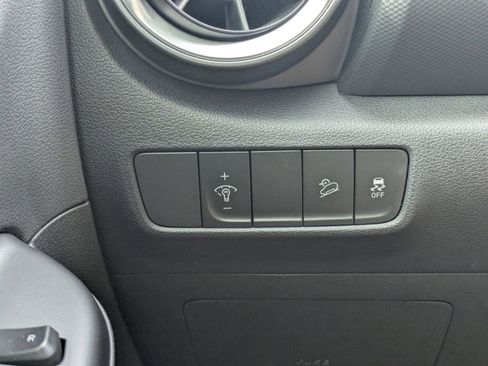 Used 2022 Hyundai Kona SEL w/ Convenience Package image 24