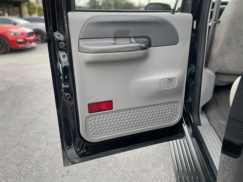 Used 2001 Ford F250 XLT image 33