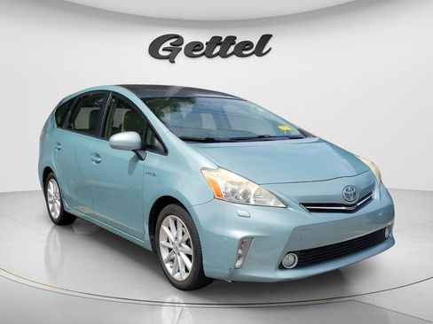 Used 2014 Toyota Prius V Five FWD image 4
