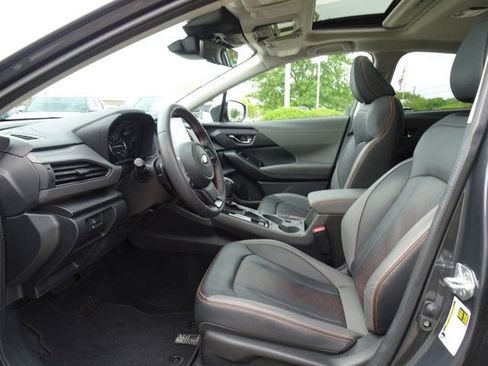 Used 2024 Subaru Crosstrek 2.5i Limited w/ Crosstrek Mirror Package AWD/4WD image 8