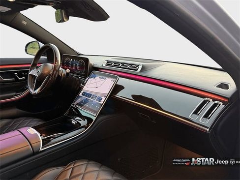 Used 2023 Mercedes-Benz S 580 4MATIC Sedan image 11