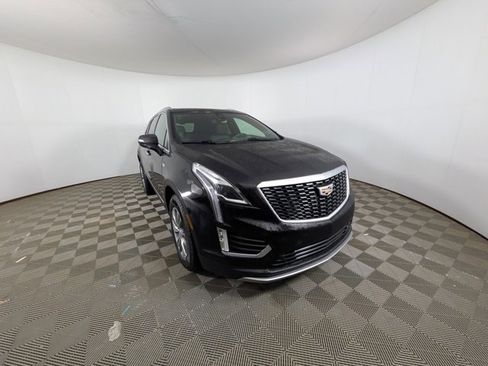 Certified 2022 Cadillac XT5 Premium Luxury image 30