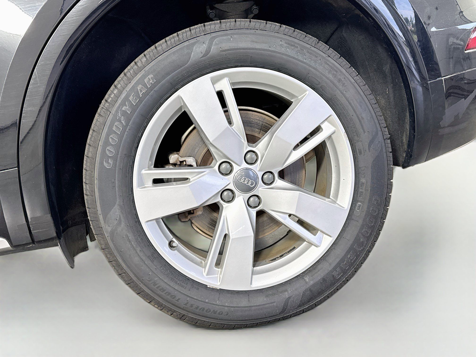 Used 2018 Audi Q5 2.0T Premium AWD/4WD image 33