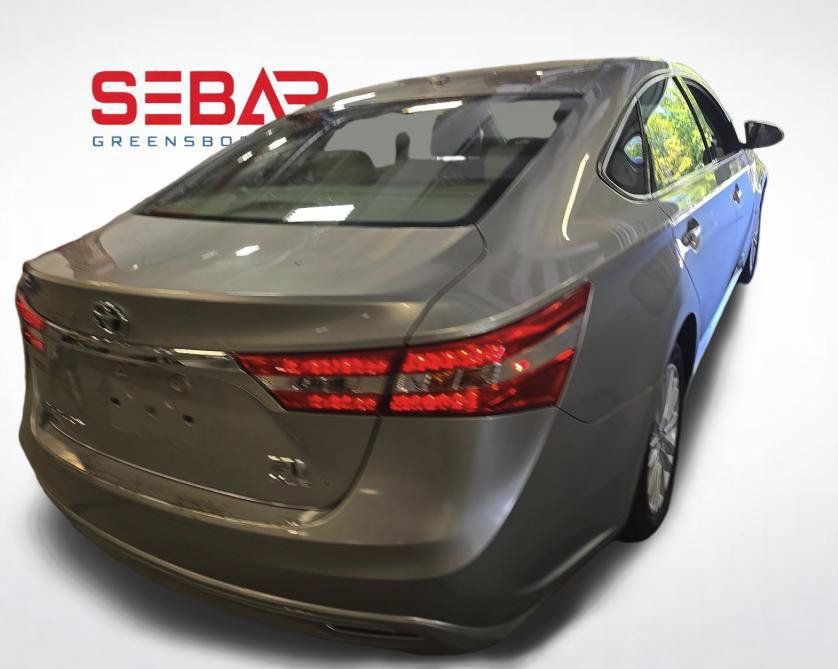 Used 2015 Toyota Avalon XLE Touring FWD image 3
