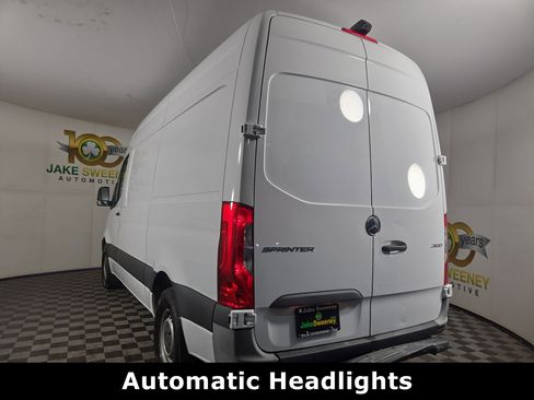 Used 2021 Mercedes-Benz Sprinter 144 Cargo w/ Driver Convenience Package image 6