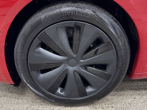 Used 2021 Tesla Model S Long Range image 2