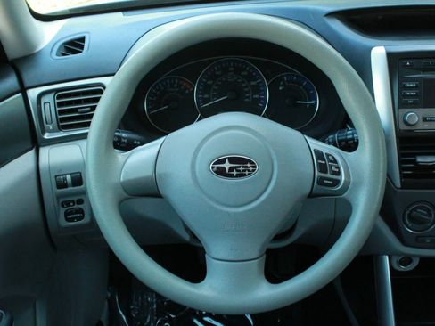 Used 2011 Subaru Forester 2.5X AWD/4WD image 31