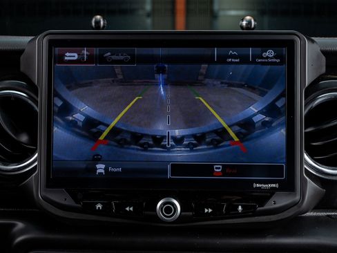 Used 2021 Jeep Wrangler Unlimited Rubicon w/ Trailer Tow Package image 25