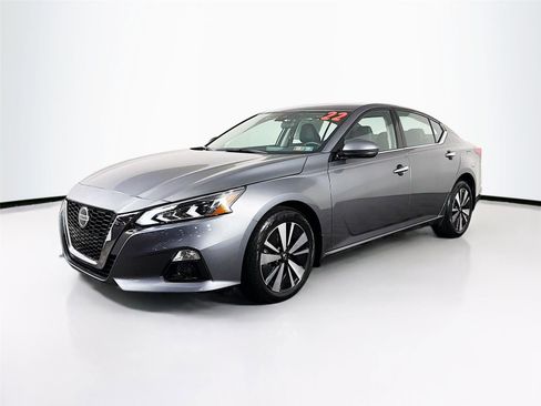 Used 2022 Nissan Altima 2.5 SL image 3