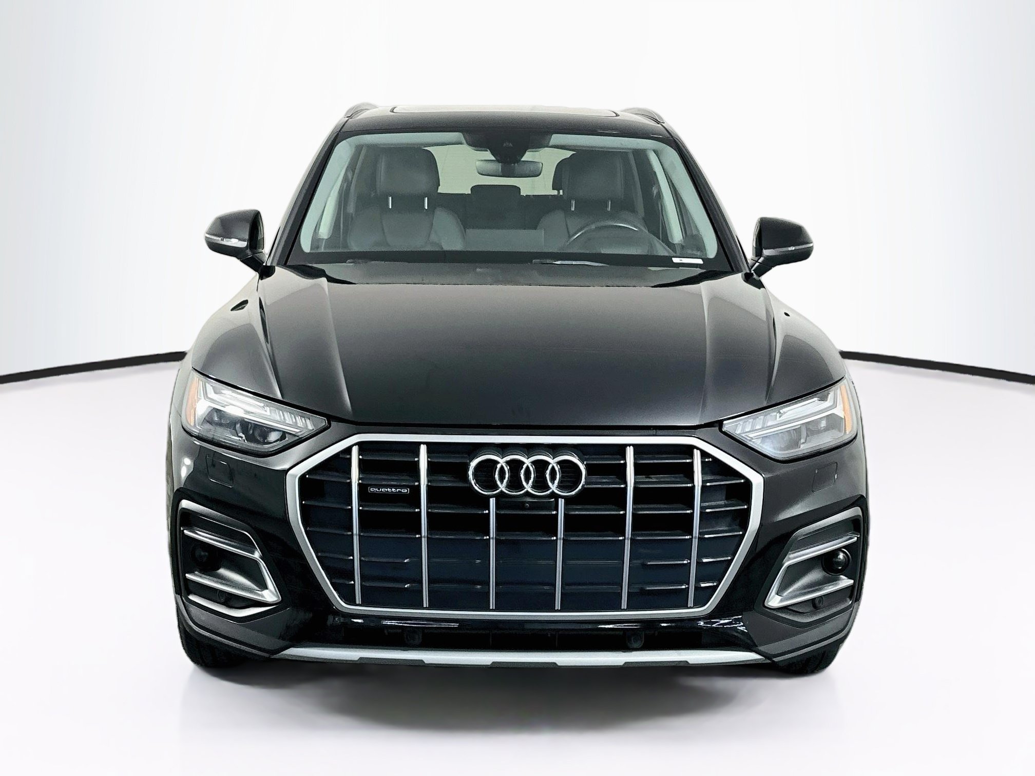 Used 2021 Audi Q5 Prestige w/ Prestige Package AWD/4WD image 2
