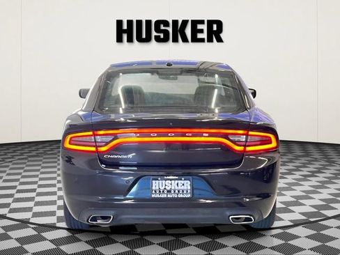 Used 2022 Dodge Charger SXT RWD image 7
