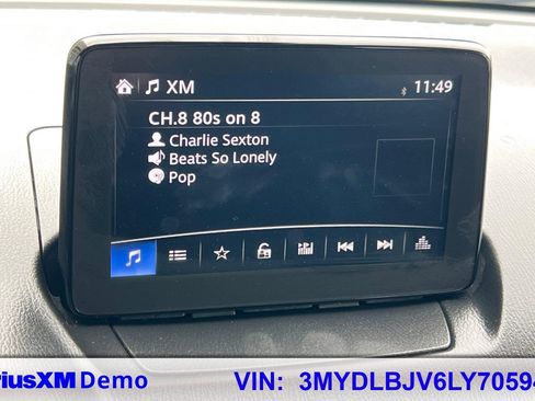 Certified 2020 Toyota Yaris LE image 28