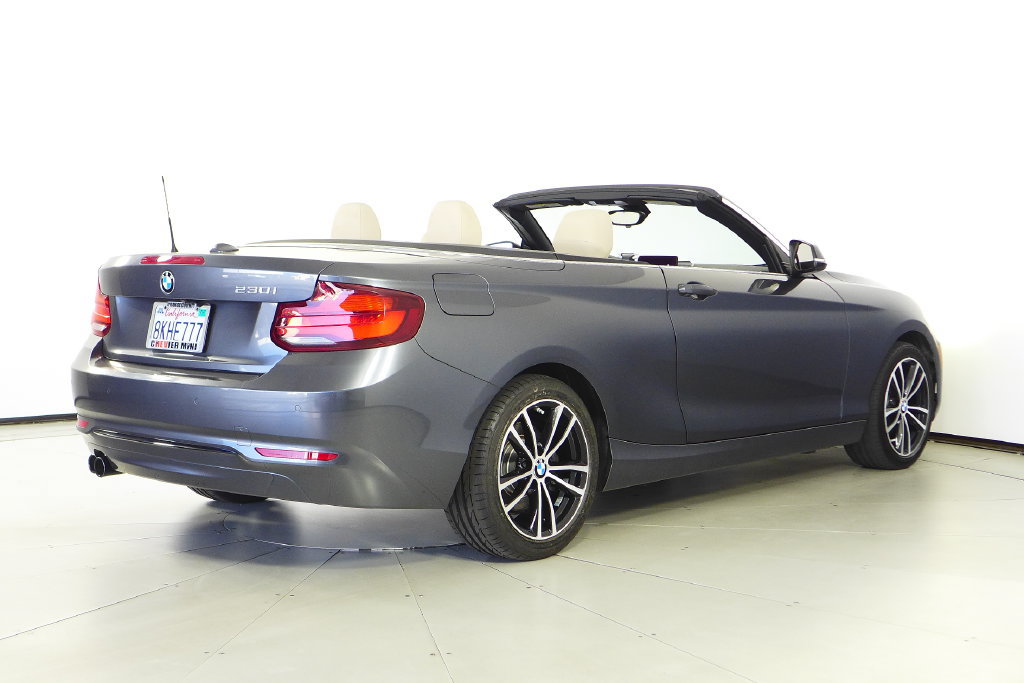 Used 2020 BMW 230i Convertible w/ Premium Package RWD image 7