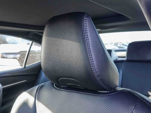 Used 2025 Toyota Camry XSE image 24