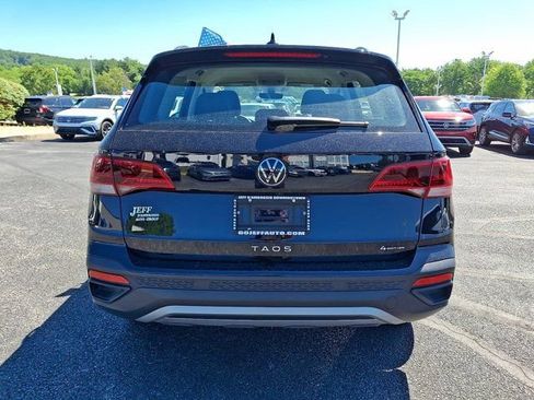 Used 2024 Volkswagen Taos S AWD/4WD image 7