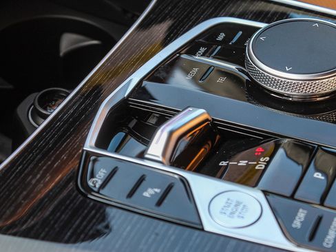 New 2026 BMW X5 sDrive40i w/ M Sport Package image 19