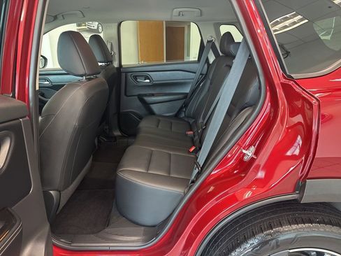 Used 2024 Nissan Rogue SL image 13