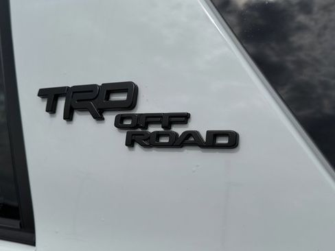 Used 2024 Toyota 4Runner TRD Off-Road Premium image 33