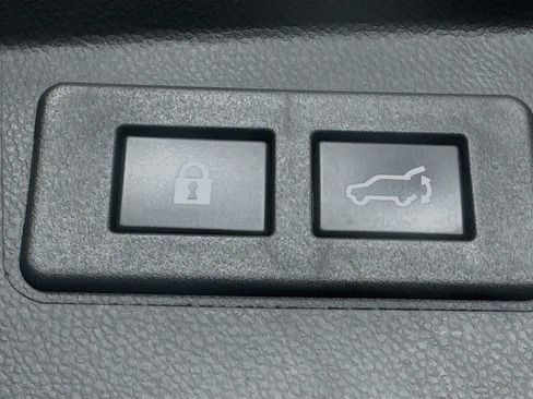 Used 2022 Subaru Outback Limited XT w/ Tech Package 2 image 32