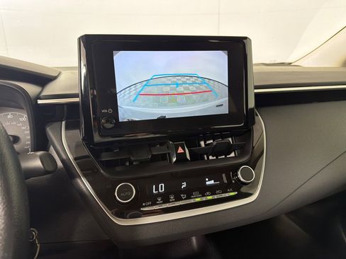 Used 2024 Toyota Corolla LE image 16