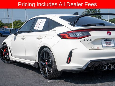 Used 2024 Honda Civic Type R image 9