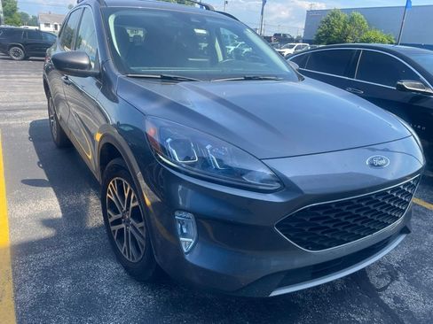 Used 2022 Ford Escape SEL w/ Technology Package AWD/4WD image 1
