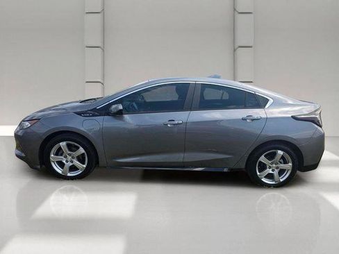 Used 2018 Chevrolet Volt LT FWD image 2