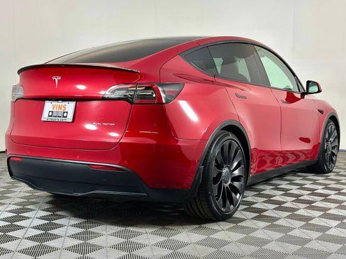 Used 2022 Tesla Model Y Performance AWD/4WD image 4