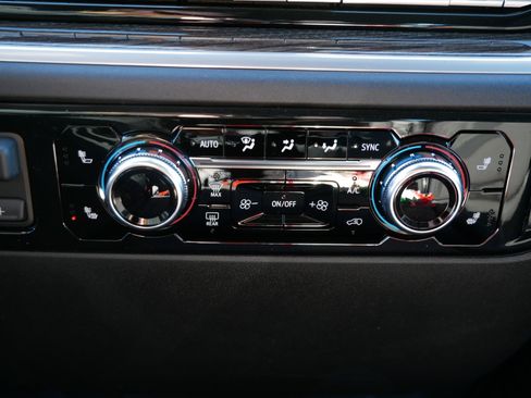 New 2026 GMC Sierra 1500 Elevation AWD/4WD image 8